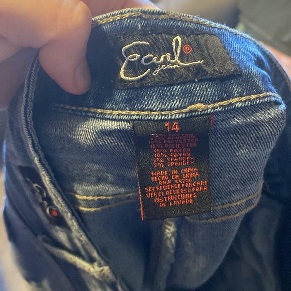 Earl Jean shorts - Picture 3 of 3